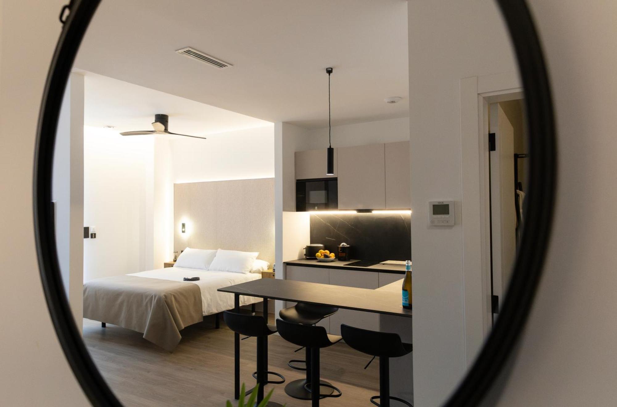 ולנסיה Demetrio By Alma Suites מראה חיצוני תמונה