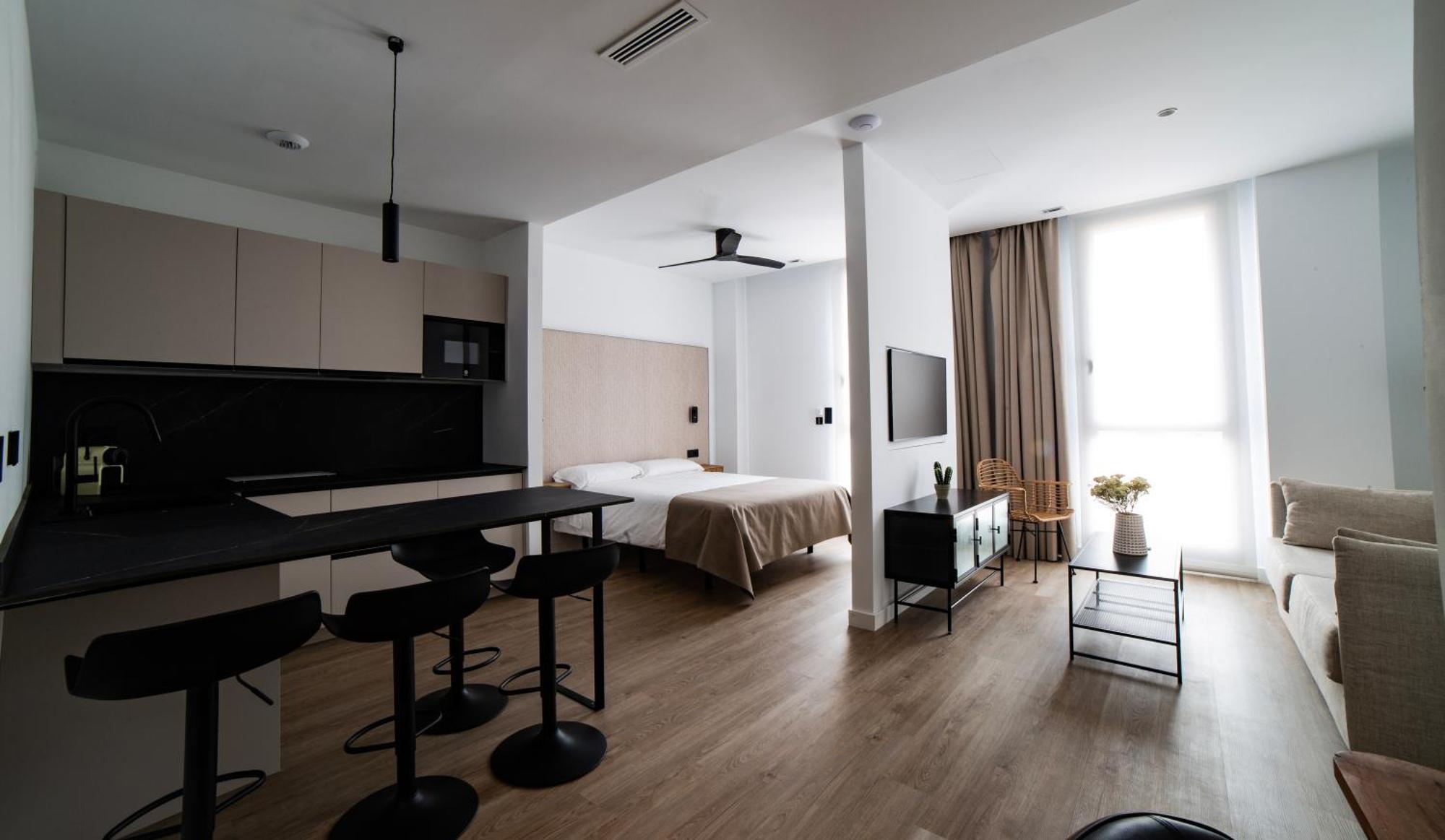 ולנסיה Demetrio By Alma Suites מראה חיצוני תמונה